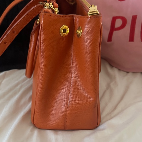 Authentic Prada Vibrant Orange Satchel - Picture 4 of 16